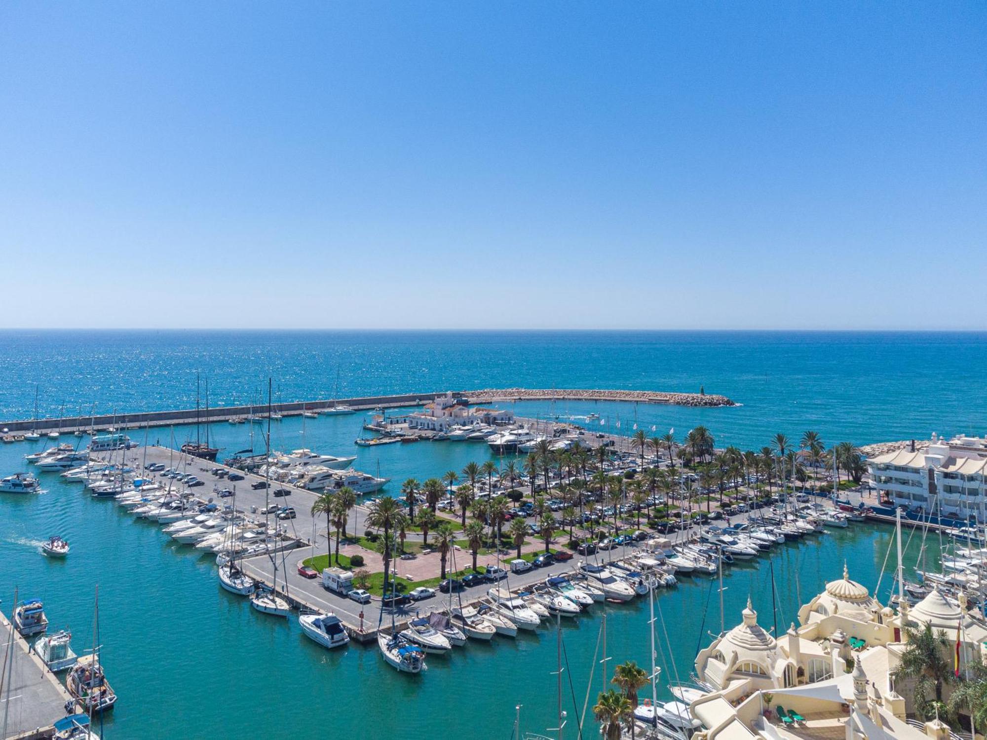 Brand New Studio Benalmadena Luaran gambar
